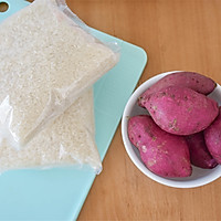 #美食视频挑战赛# 紫薯夹心米饼的做法图解1