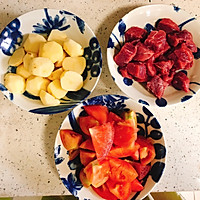 #一人一道拿手菜#番茄土豆炖牛肉的做法图解1