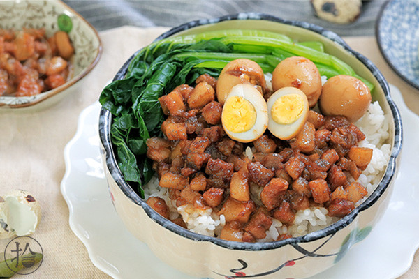 陈香卤肉饭