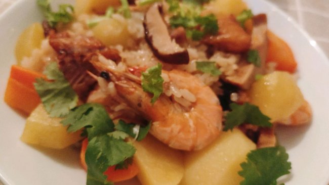 海鲜土豆烩糯米饭的做法
