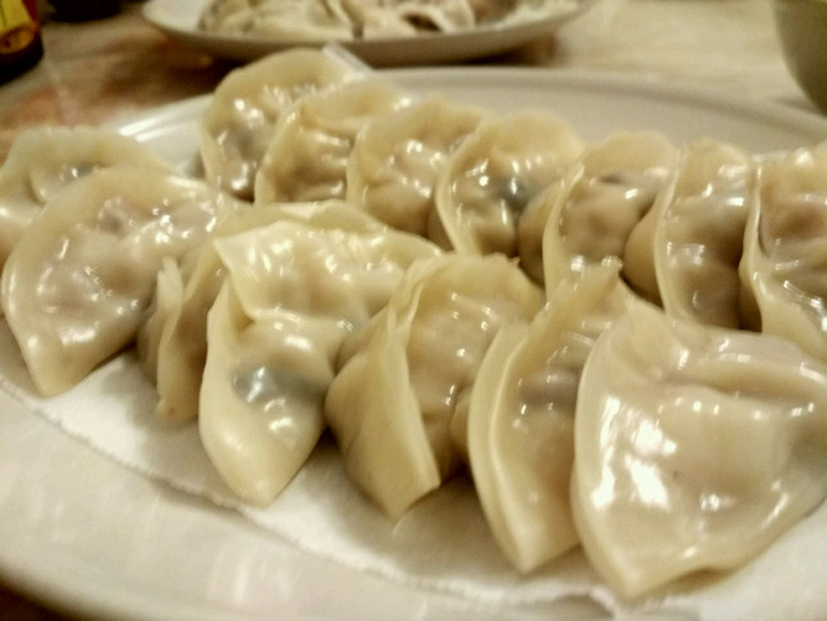 杂菌鲜虾饺的做法