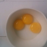 鸡蛋牛奶布丁的做法图解2