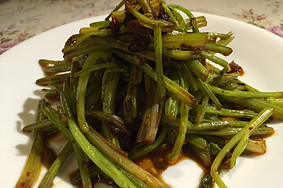 老干妈煸香芹