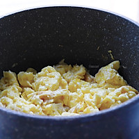 #换着花样吃早餐# 黄瓜鸡蛋盖饭的做法图解4
