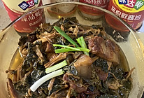 #味达美星厨X小厨中秋团圆宴#红烧肉焖干菜苔的做法