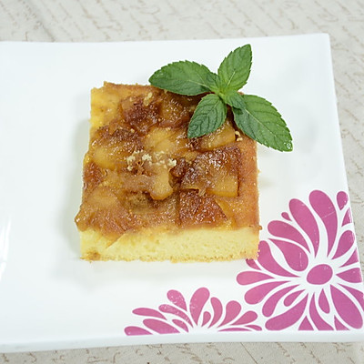 焦糖菠萝蛋糕