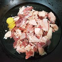 家常土豆烧牛腩的做法图解3