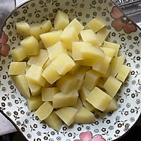 孜然土豆的做法图解1