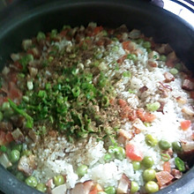 腊肉豌豆糯米饭