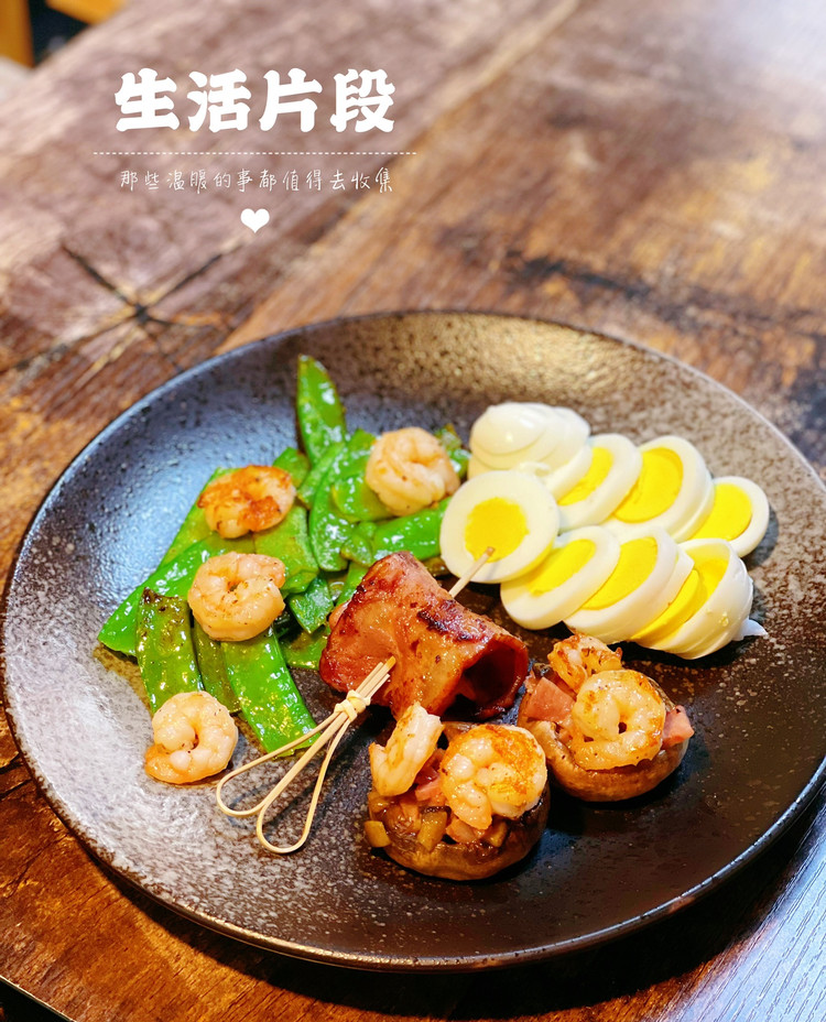 培根口蘑鸡蛋早餐的做法