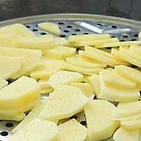 辅食土豆洋葱小饼的做法图解1