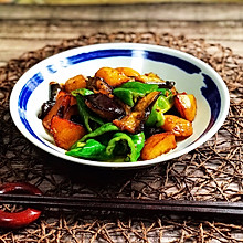 疫情当前，用三种比较适合储存的食物编辑美味～地三鲜