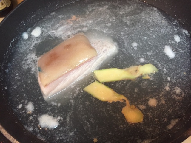 梅菜扣肉的做法图解1