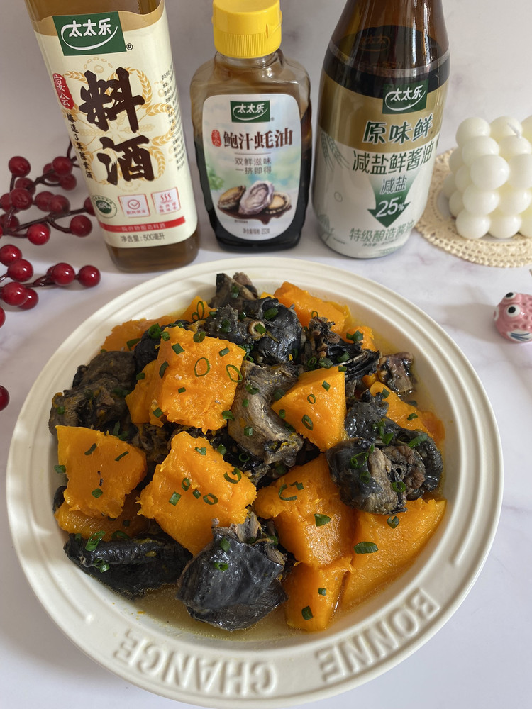 南瓜烧乌鸡的做法