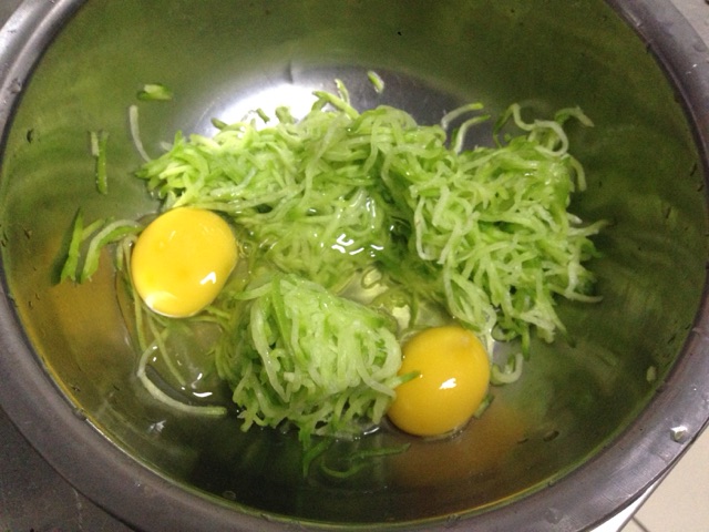 萝卜鸡蛋饼的做法图解3