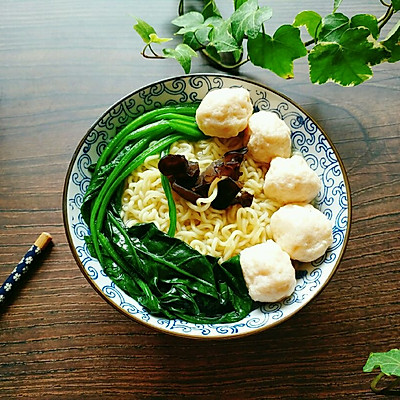 虾丸煮泡面