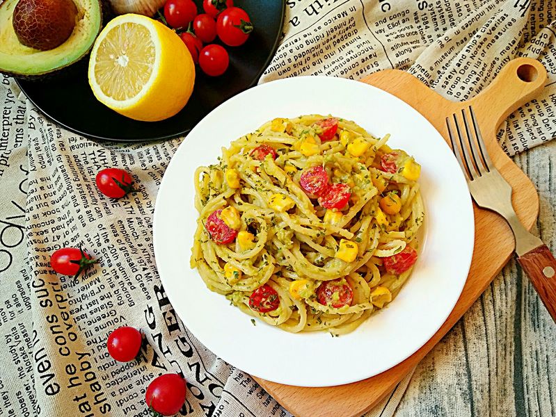 Avocado pasta