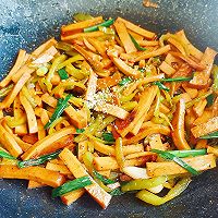 #测测你的夏季美食需要#青椒炒卤豆干的做法图解9