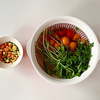 烤鸡胸肉蔬菜沙拉的做法图解2