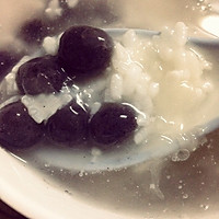 银耳酒酿紫米小圆子的做法图解3