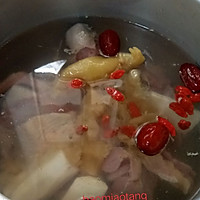 淮山花胶煲乳鸽汤的做法图解4