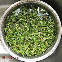 荠菜鲜肉大馄饨的做法图解2