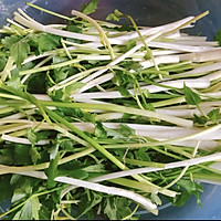 #感恩节烹饪挑战赛#清炒水芹的做法图解2