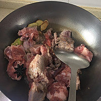 茶树菇炖排骨的做法图解3