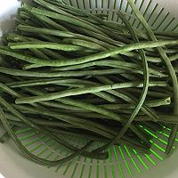 烀咸菜的做法图解1