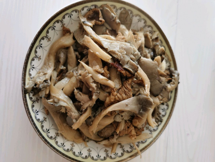 肉炒蘑菇的做法