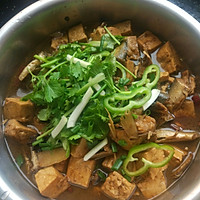 杂鱼炖豆腐的做法图解9