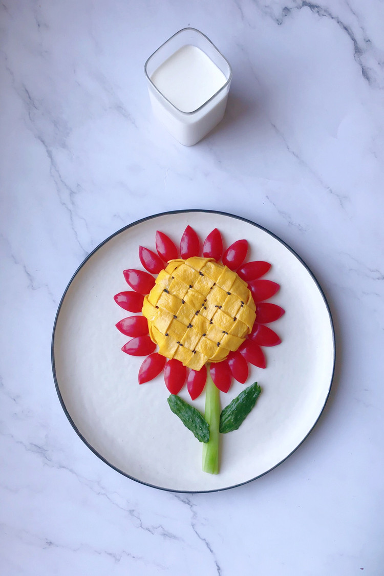 向日葵蛋包饭——颜值与美味并存的做法