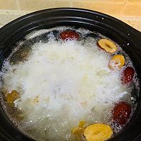 桃胶皂角米雪燕银耳牛奶的做法图解7