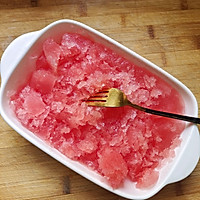 #夏日吃货嘉年华#吃不完的西瓜，赶快做成冰沙吧的做法图解8
