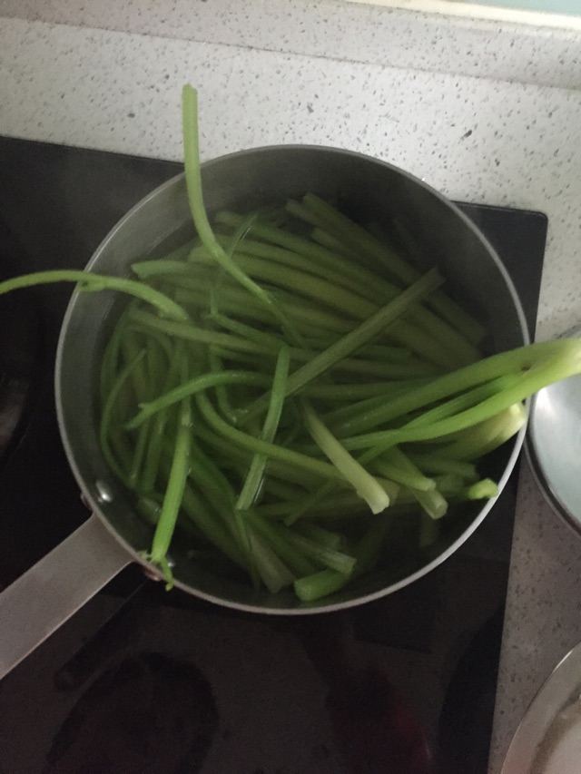 冬至的那碗芹菜牛肉饺的做法图解4