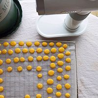 蛋黄溶豆（入口即化）的做法图解6