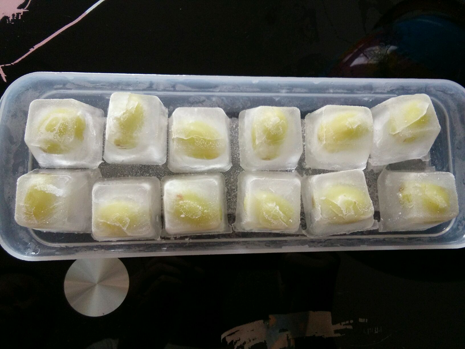 自制百香果冰块怎么做_自制百香果冰块的做法_豆果美食