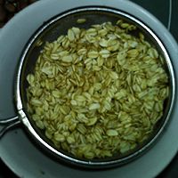 #秋天怎么吃#燕麦坚果芝麻糊的做法图解2