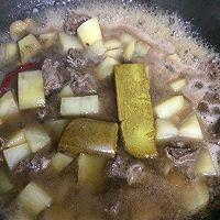 咖喱土豆炖牛肉的做法图解6