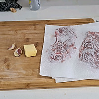 牛排怎么做才能爆肉汁? 牛眼肉示范教程的做法图解2