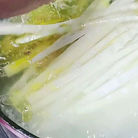 #肉食主义狂欢#火腿鲟鱼汤的做法图解8