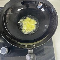 荷兰豆炒腊肠的做法图解3