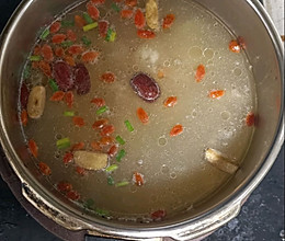 花椒螺片骨汤的做法
