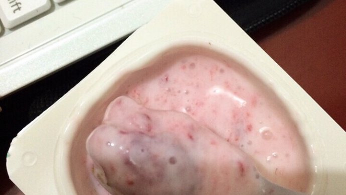 草莓酸奶（草莓新吃法）