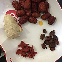 乌鸡白凤丸炖鸡的做法图解2