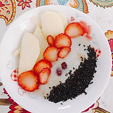 减肥早餐：水果红枣燕麦粥