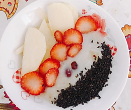减肥早餐：水果红枣燕麦粥的做法