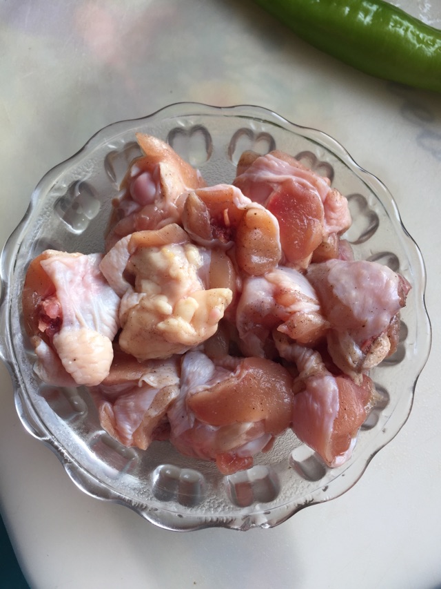 咖喱鸡腿饭的做法图解1