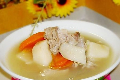 鲜淮山骨头汤