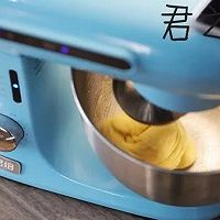 不用泡打粉的黑芝麻司康，像松软的小面包！的做法图解4